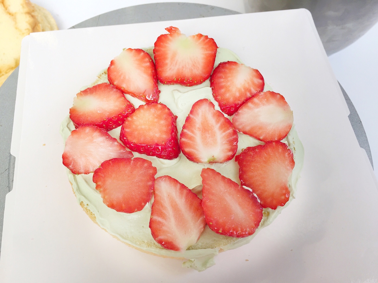 春暖花開抺茶草莓蛋糕（適合零基礎）的做法 步骤19