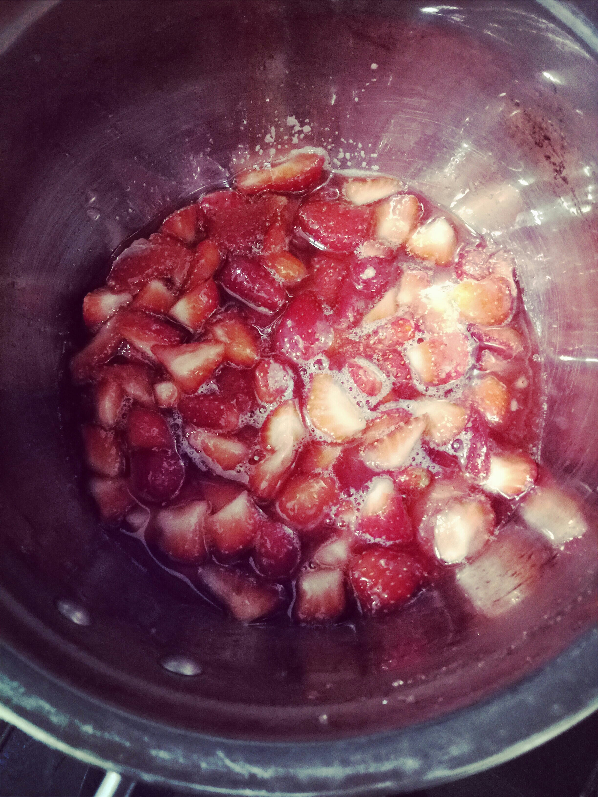 高顏值的草莓醬(無檸檬汁版)的做法 步骤5