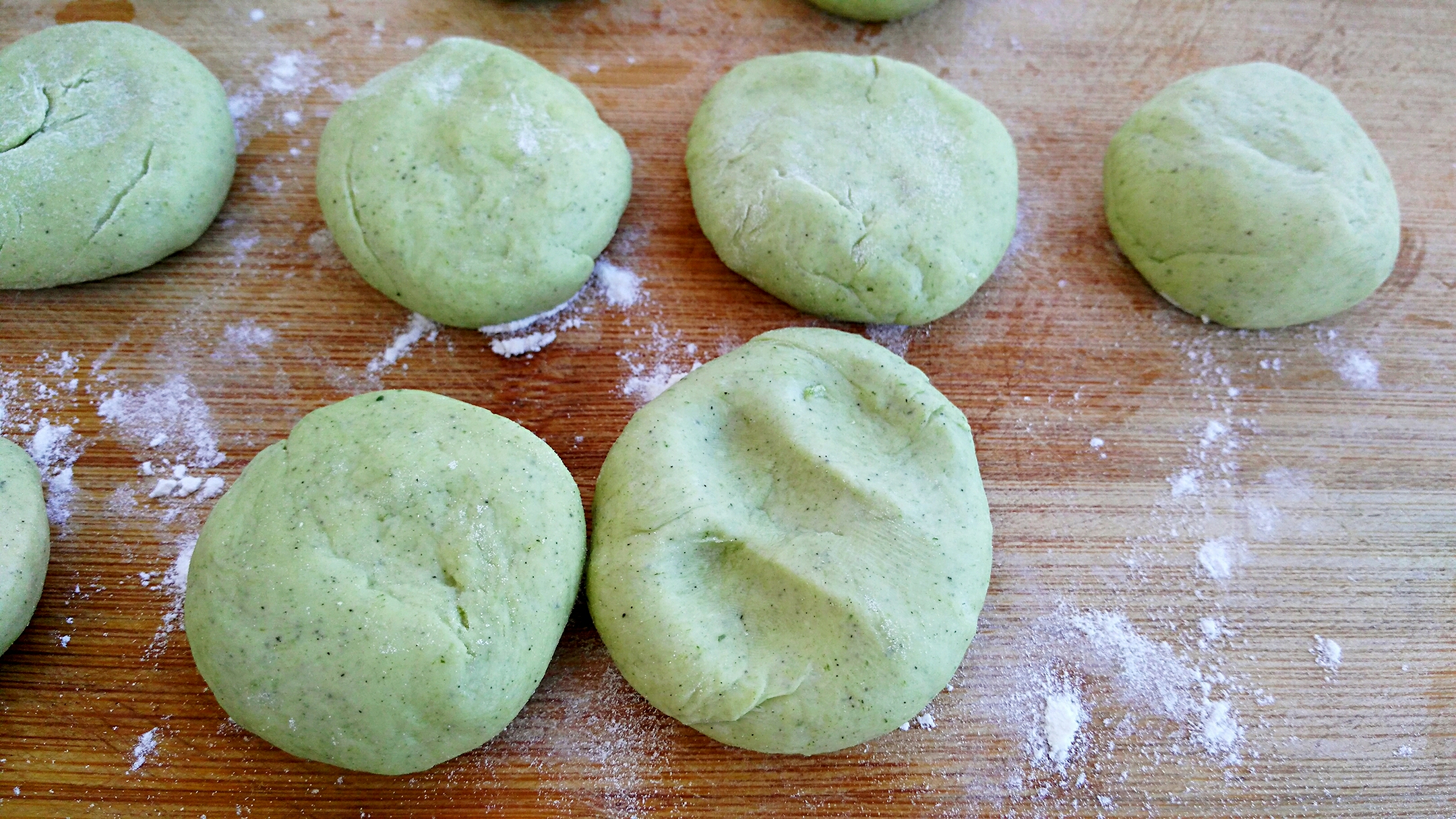 菠菜汁版綠色春餅(煎與蒸)的做法 步骤4
