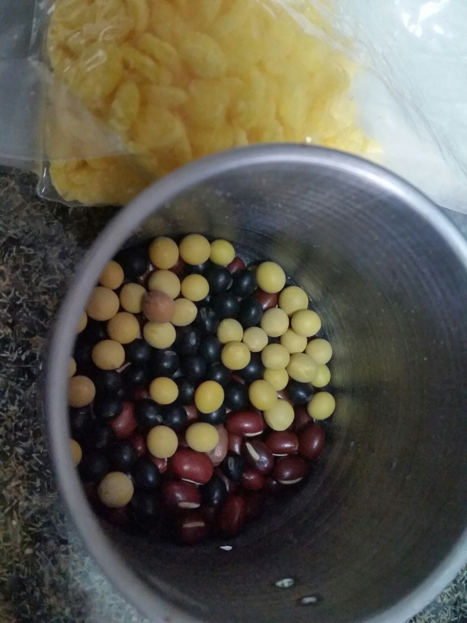 雜糧豆漿的做法 步骤1