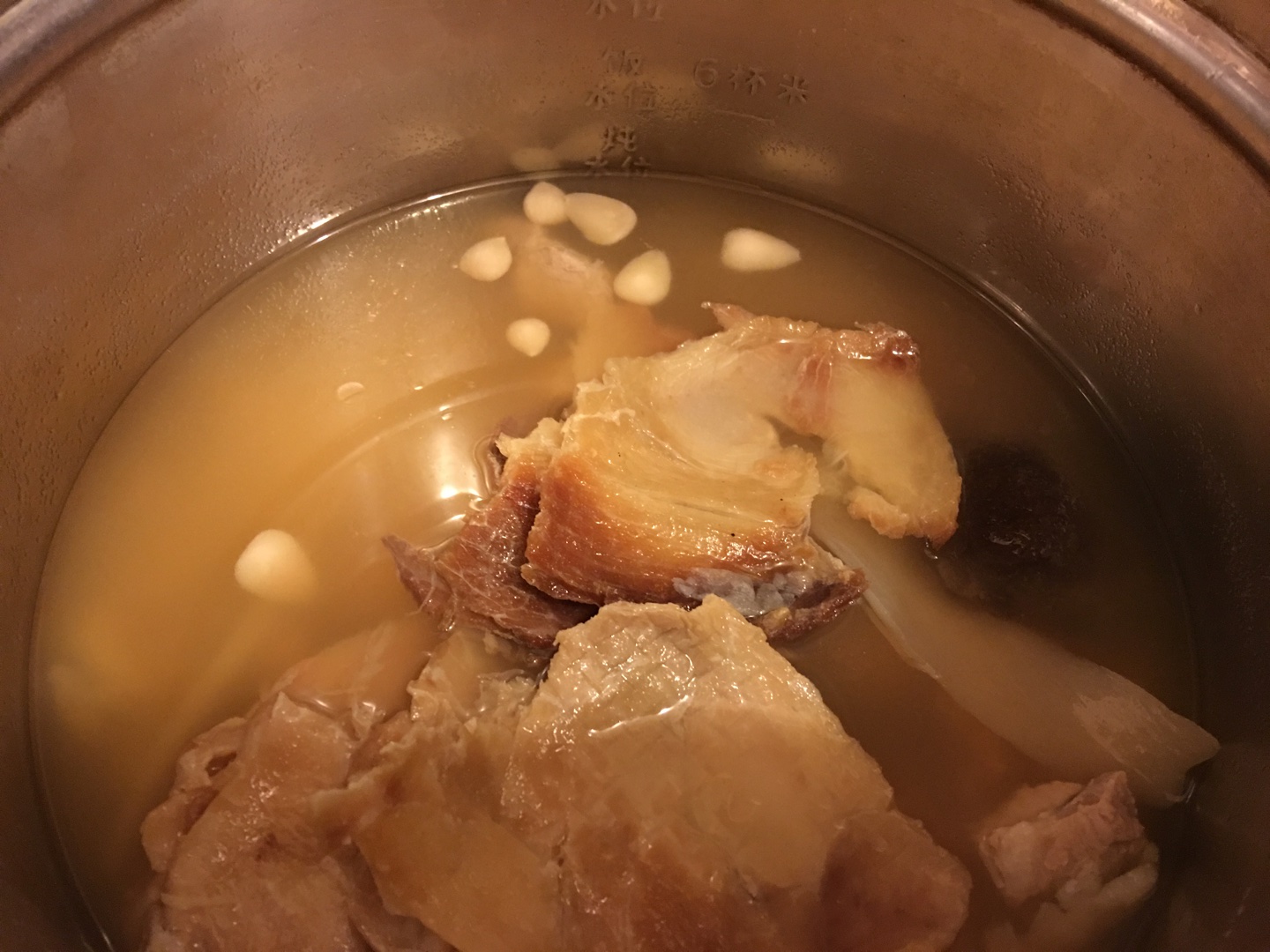 鱷魚肉瘦肉湯的做法 步骤3