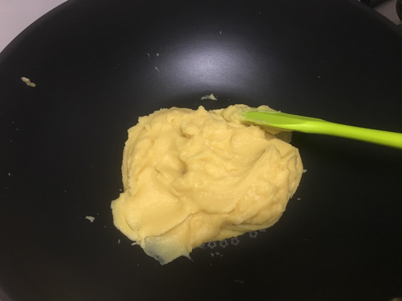 豌豆黃夾心巧克力慕斯的做法 步骤4