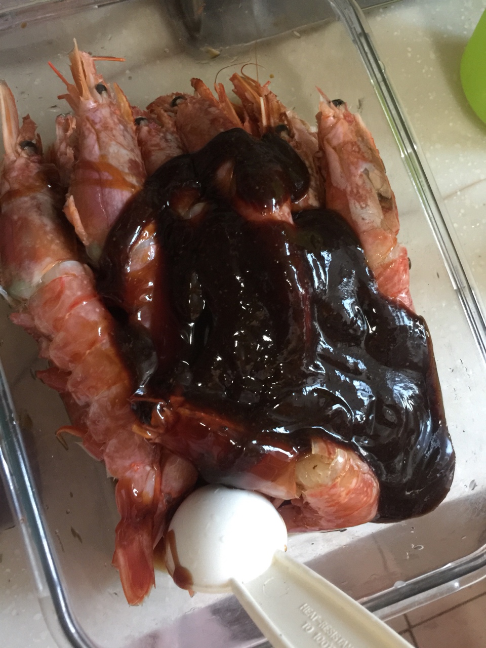 黑胡椒香煎大蝦的做法 步骤1