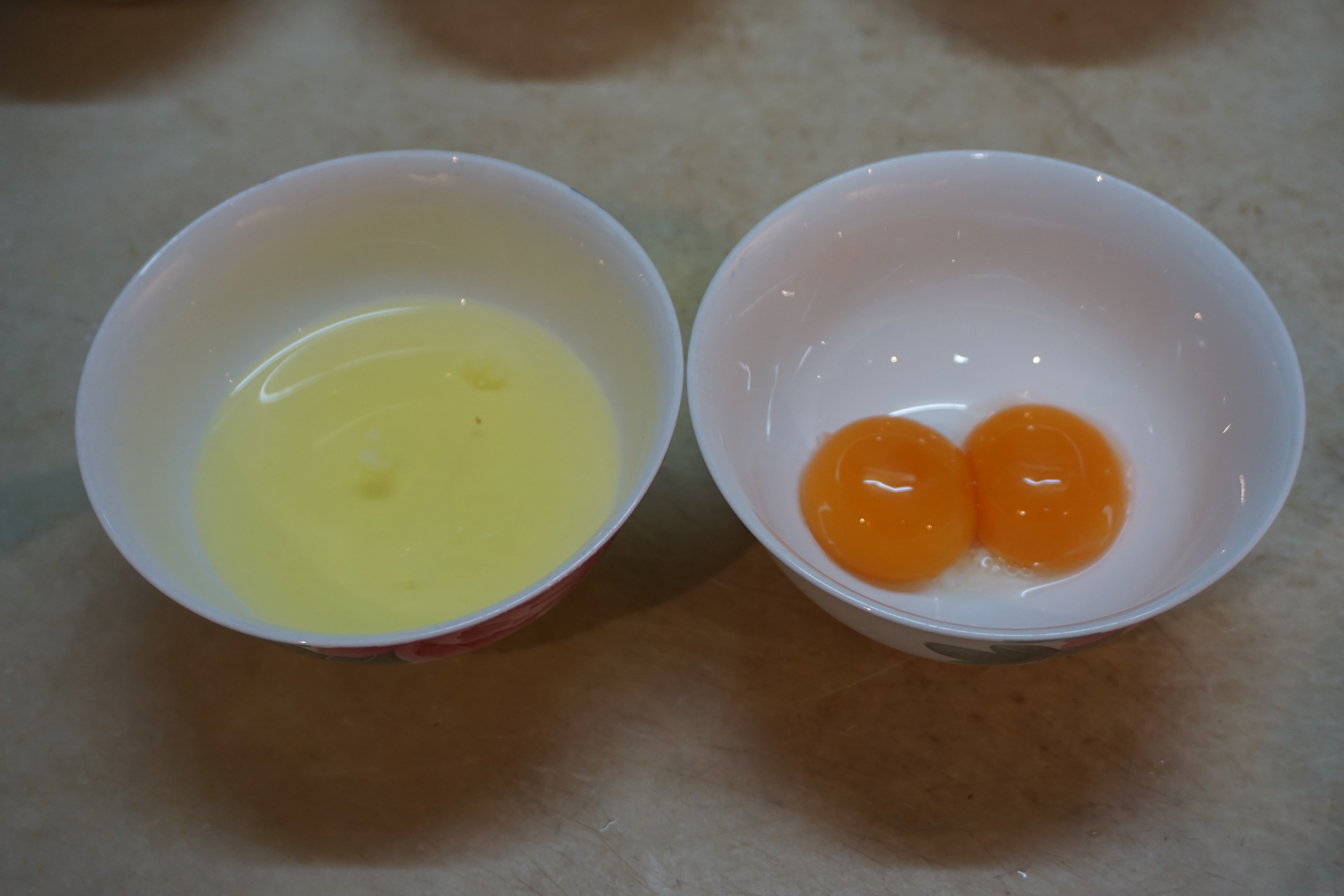 蛋白糖 | 論如何兩次玩弄同一顆蛋？的做法 步骤2