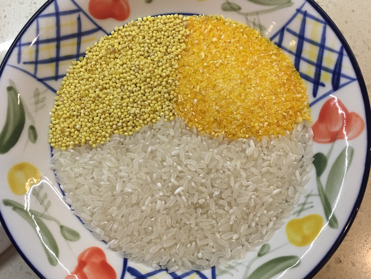 （電飯鍋版）香濃南瓜小米粥的做法 步骤1