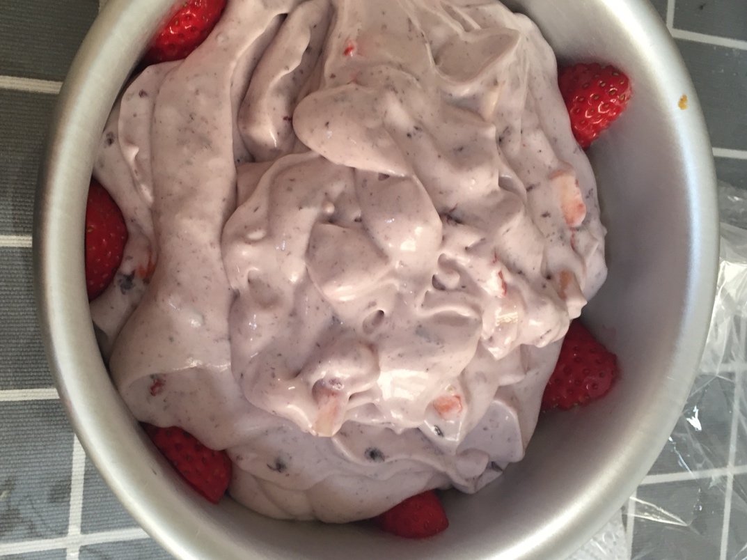 草莓➕藍莓慕斯的做法 步骤17