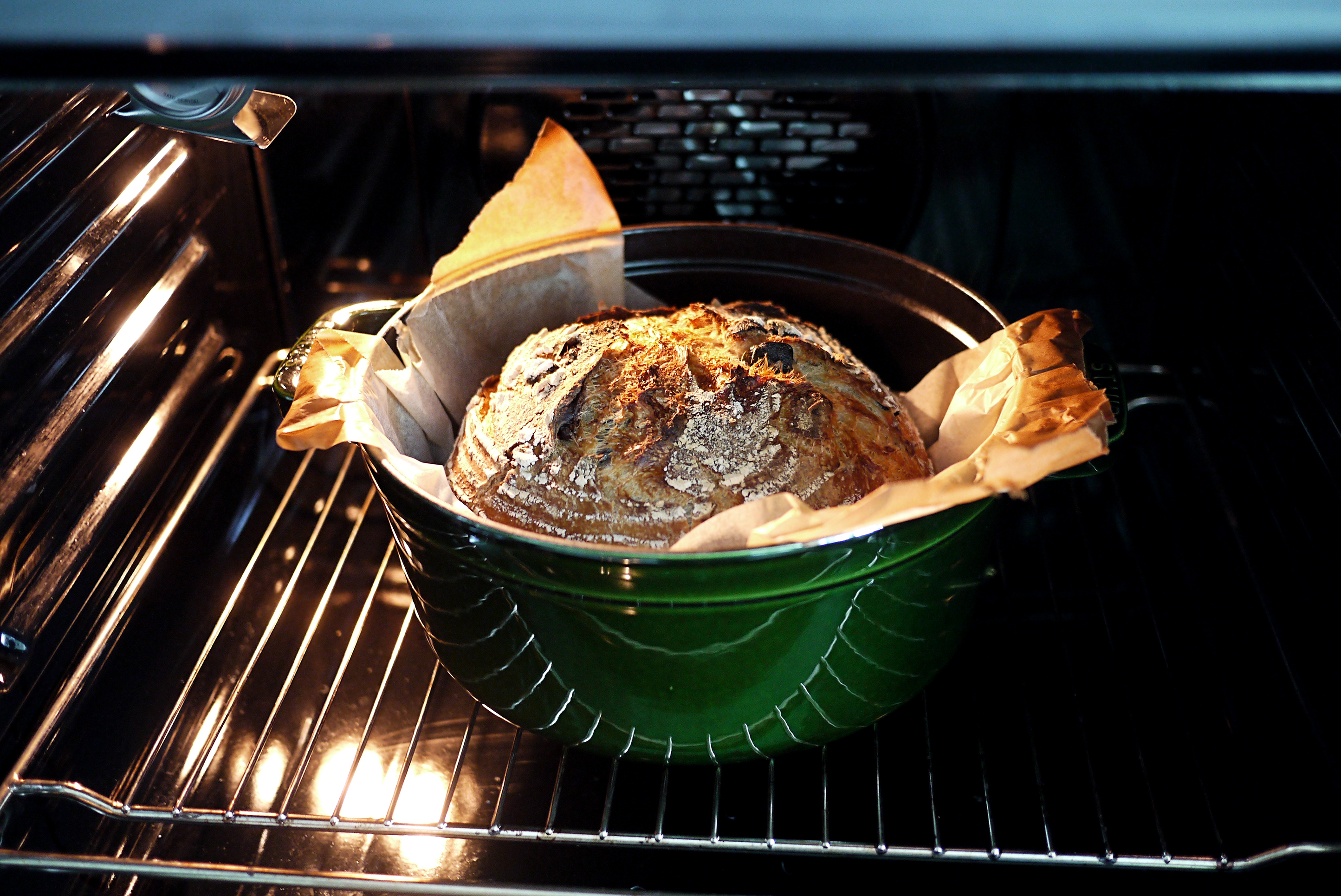 全麥山核桃橄欖歐包-Staub琺瑯鑄鐵鍋的做法 步骤10
