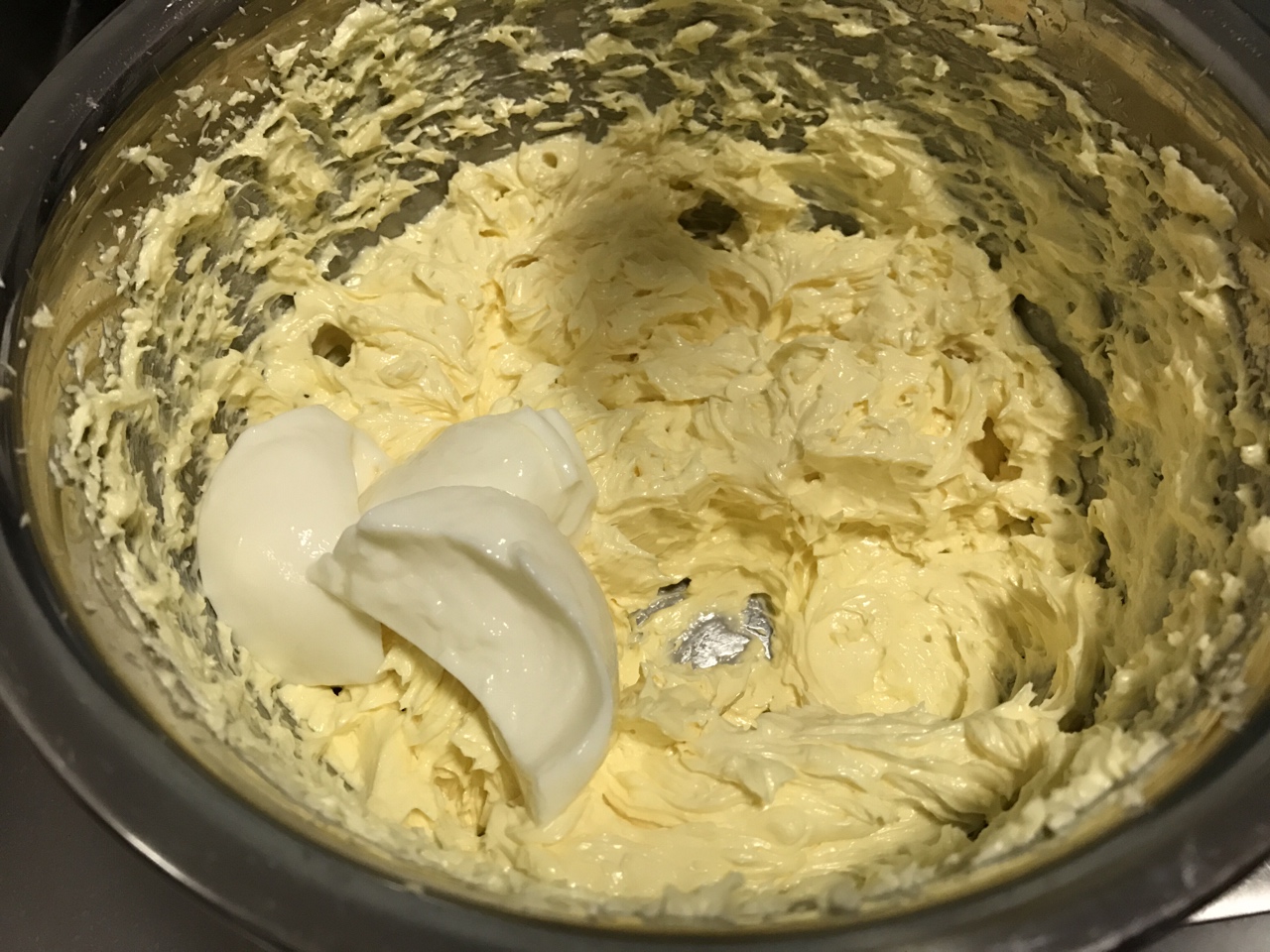 黑醋栗酪乳大理石磅蛋糕的做法 步骤3