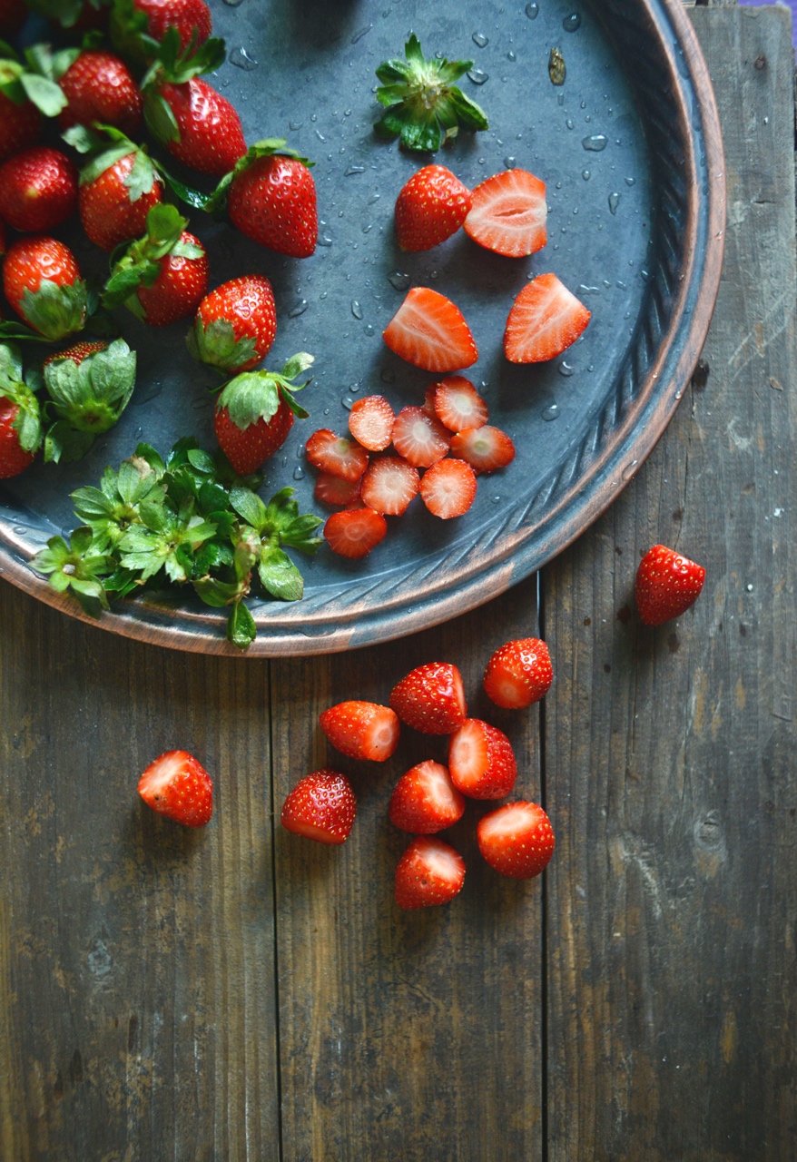 蜜漬草莓 | 過年除了酥肉，也要有酸甜的做法 步骤2