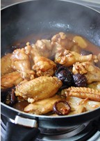 香菇蠔油雞翅的做法 步骤6