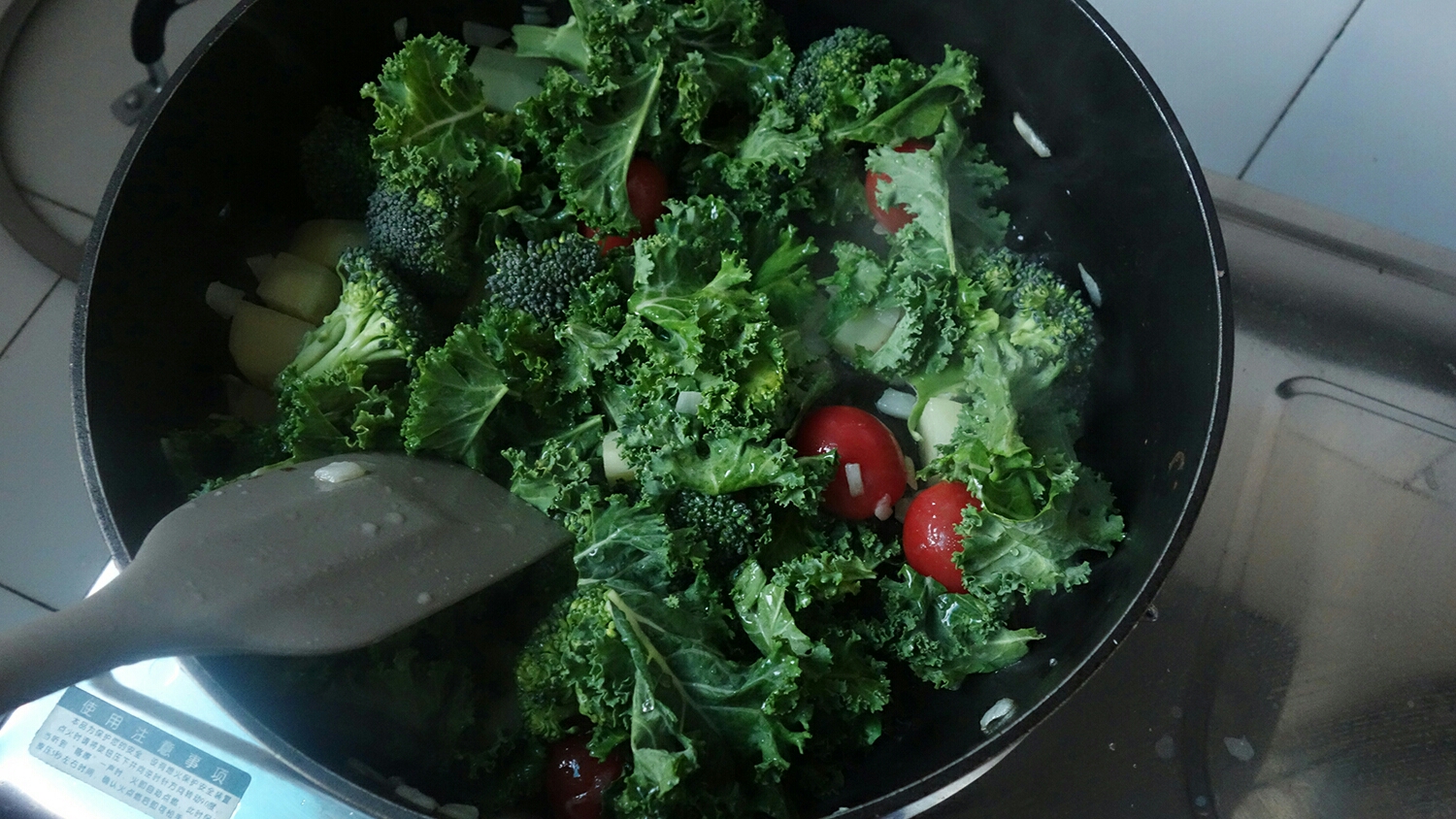溫暖人心的冬季蔬菜湯的做法 步骤4