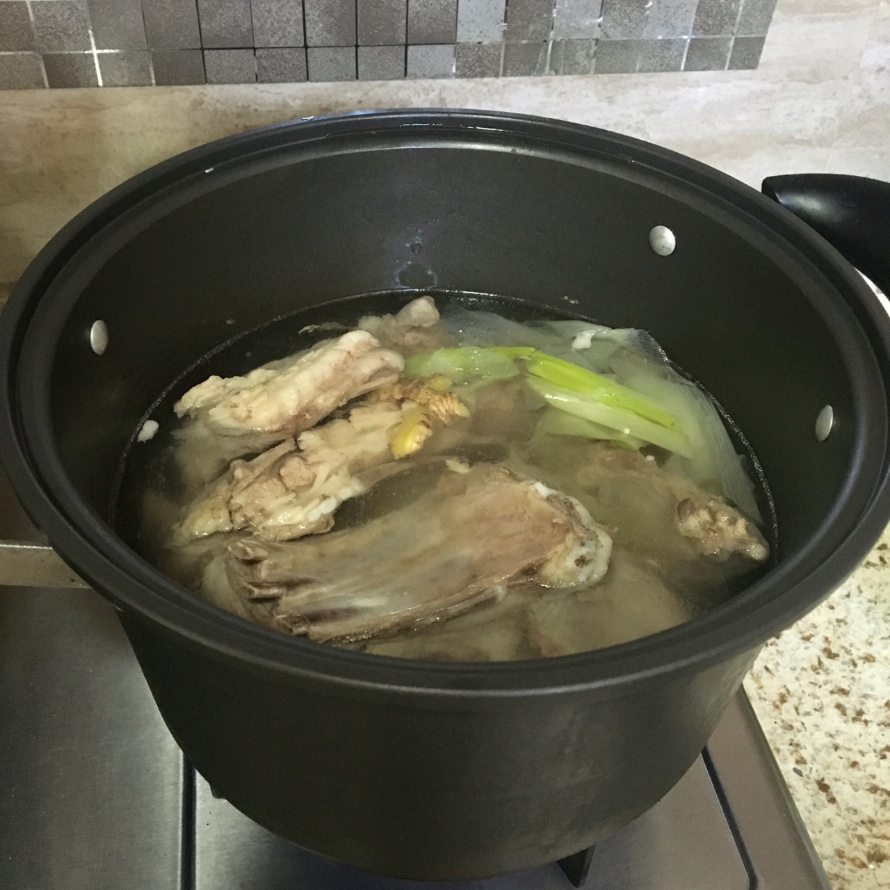 一羊兩吃 烤羊排+羊肉湯的做法 步骤2