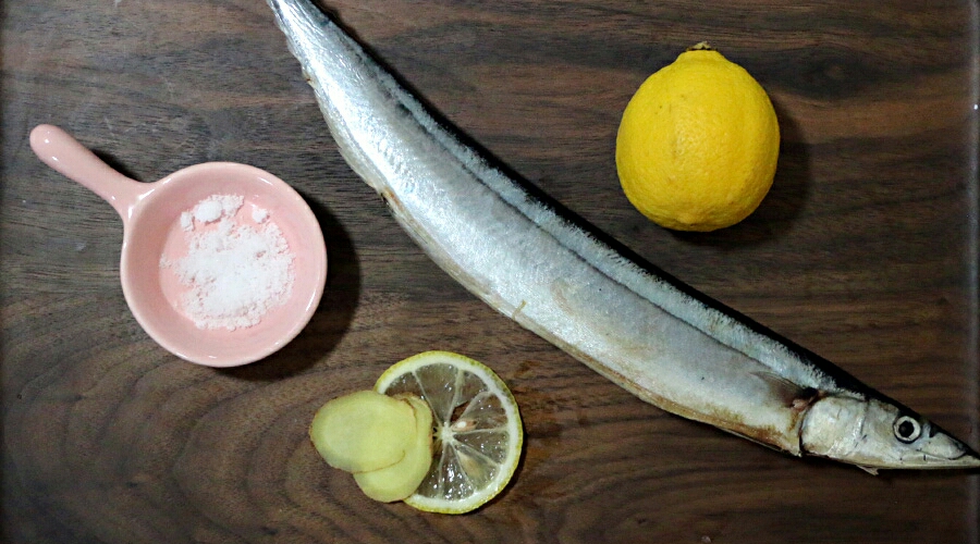 酒香檸檬烤秋刀魚的做法 步骤1