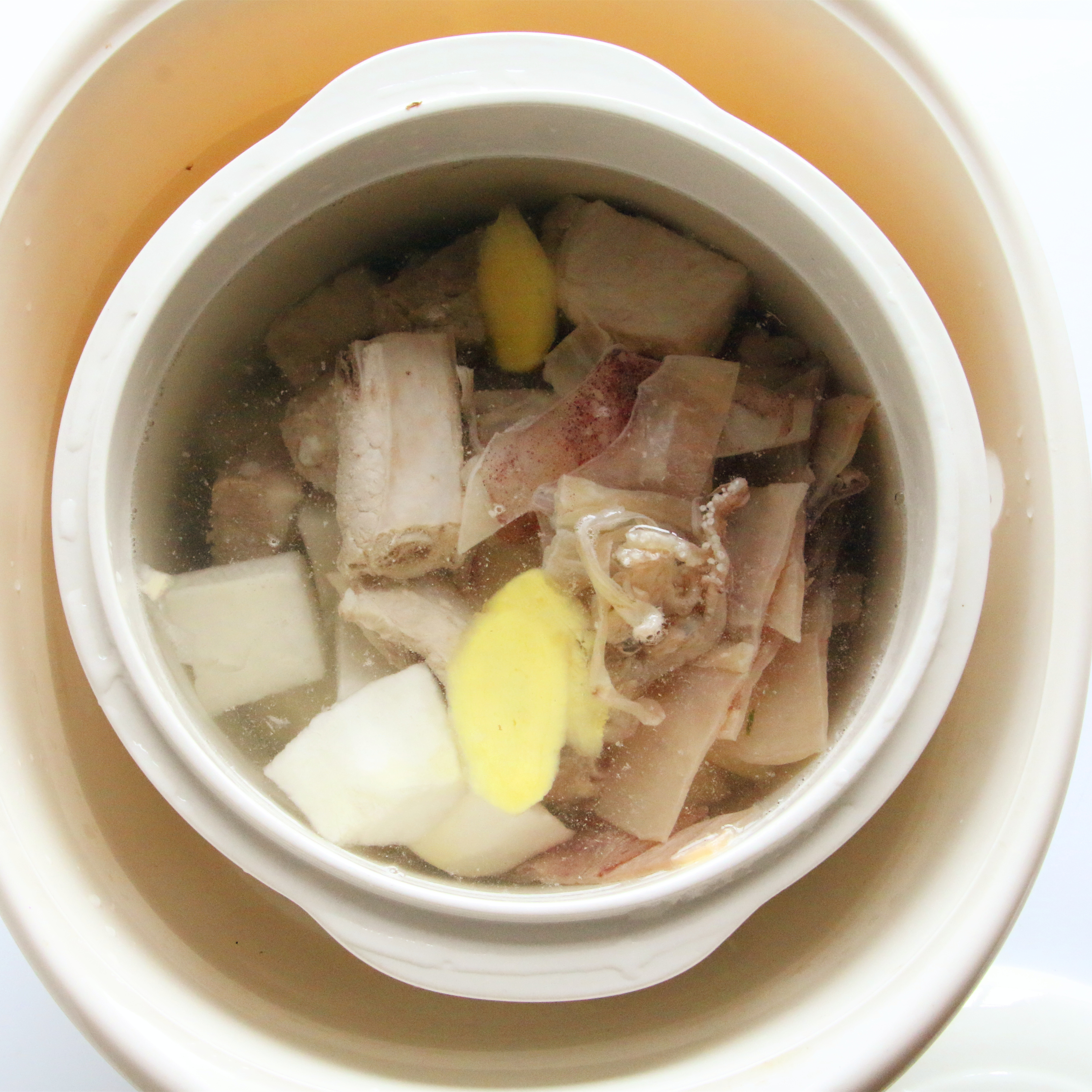 白蘿卜魷魚排骨湯的做法 步骤4