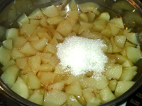 糖水桃子的做法 步骤6