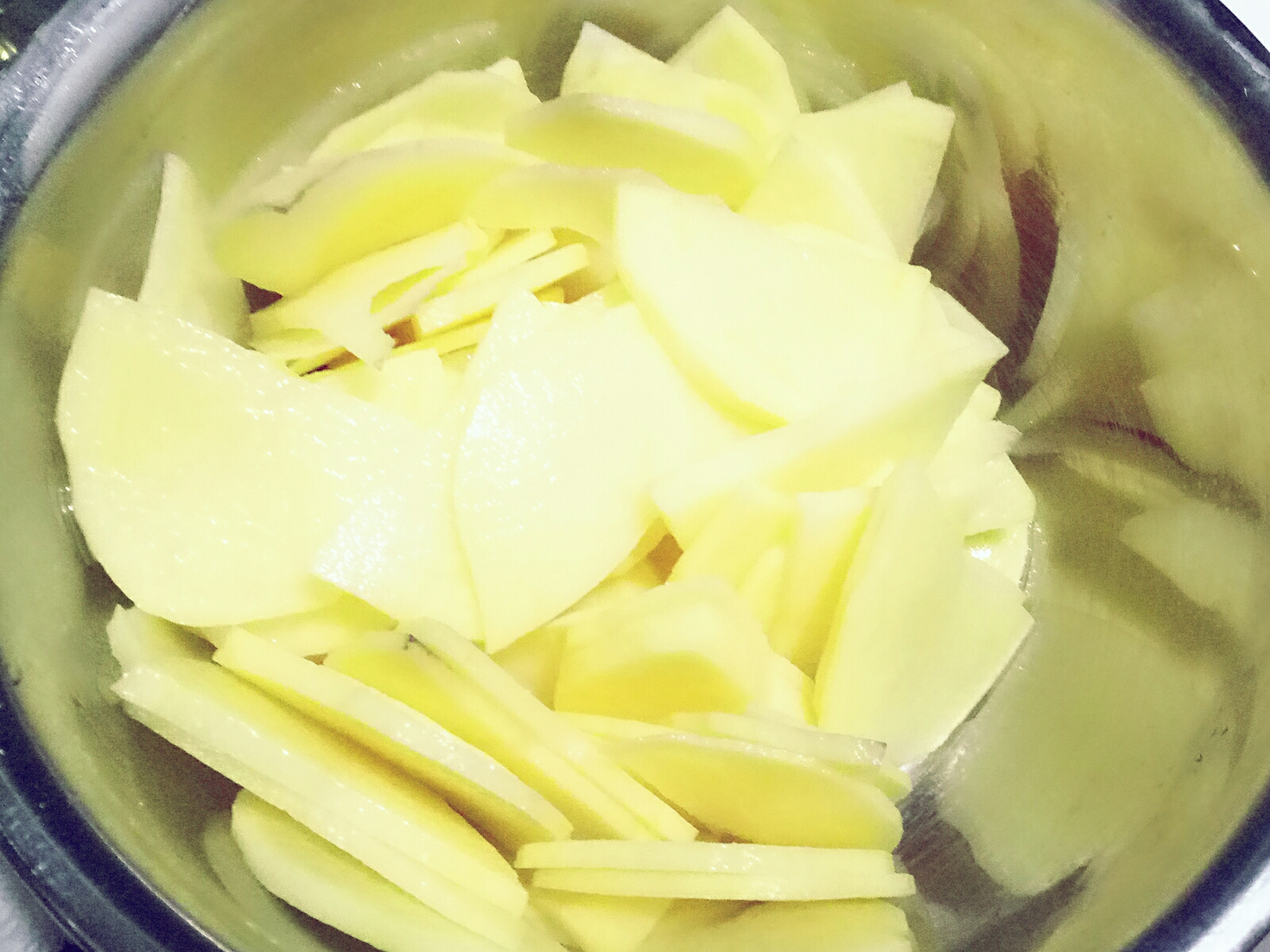 快手菜1—孜然洋蔥土豆片的做法 步骤3