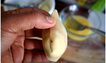 新春最受歡迎的創意配菜-黃金芝士乳酪元寶的做法 步骤7
