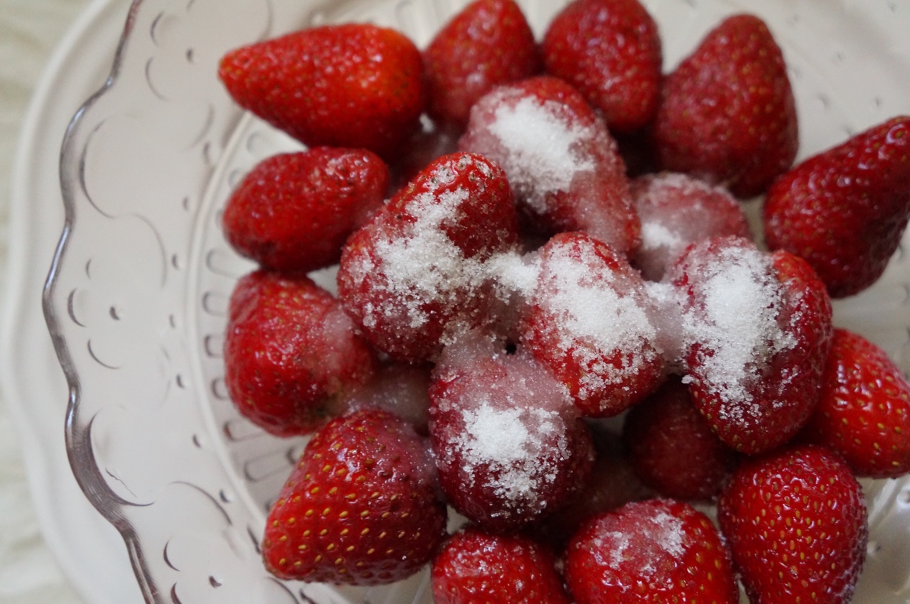 糖漬草莓 小時候的味道的做法 步骤2