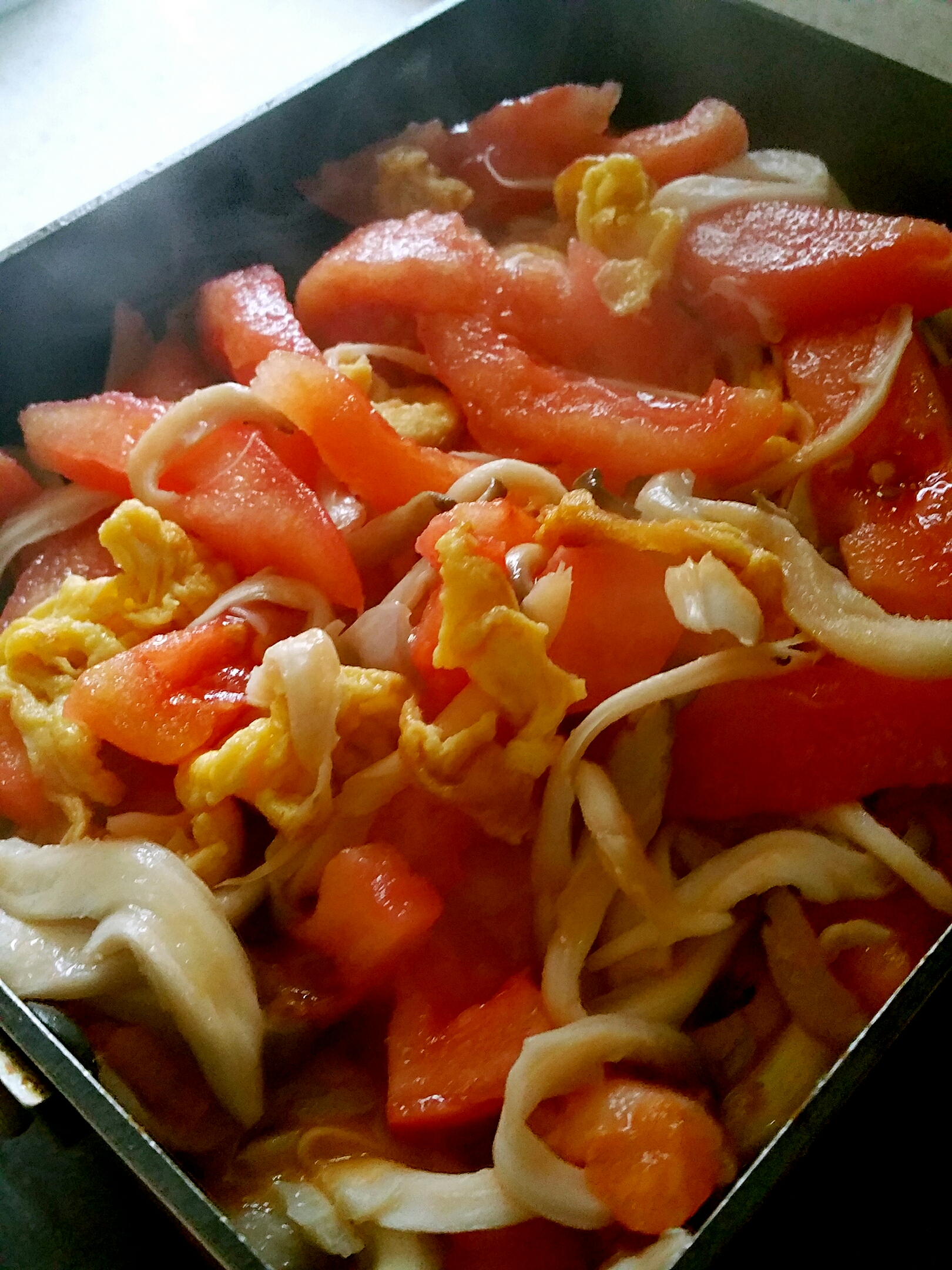 蕃茄平菇蛋湯的做法 步骤3