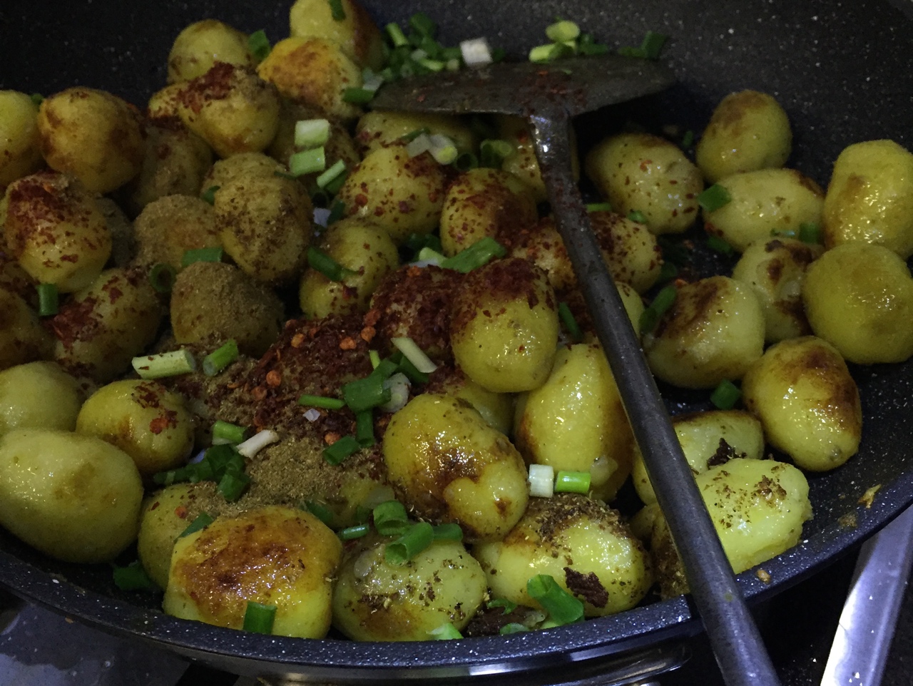 鐵板燒干海椒土豆的做法 步骤3