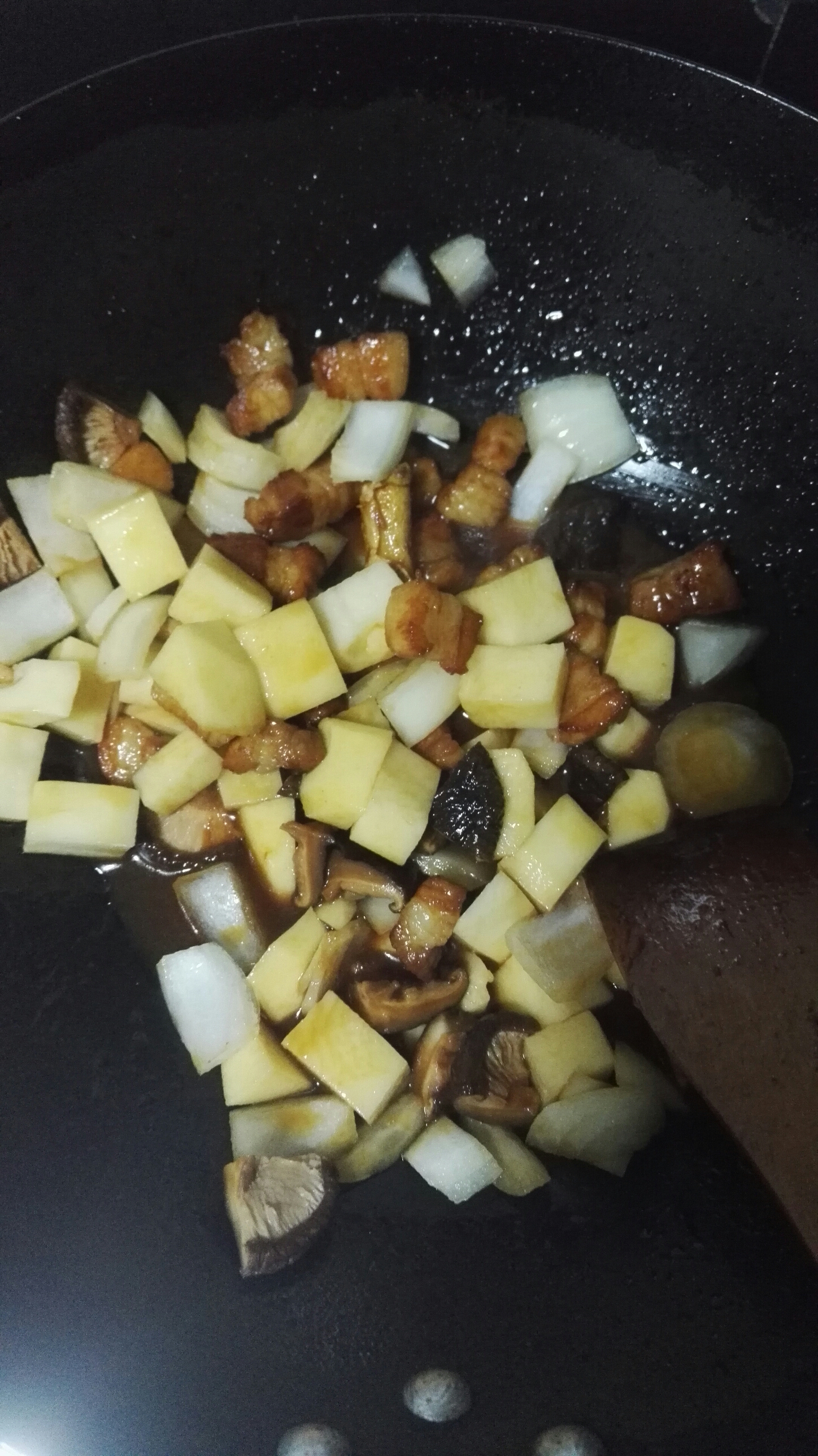 土豆香菇洋蔥炖肉－微烹寶版的做法 步骤6