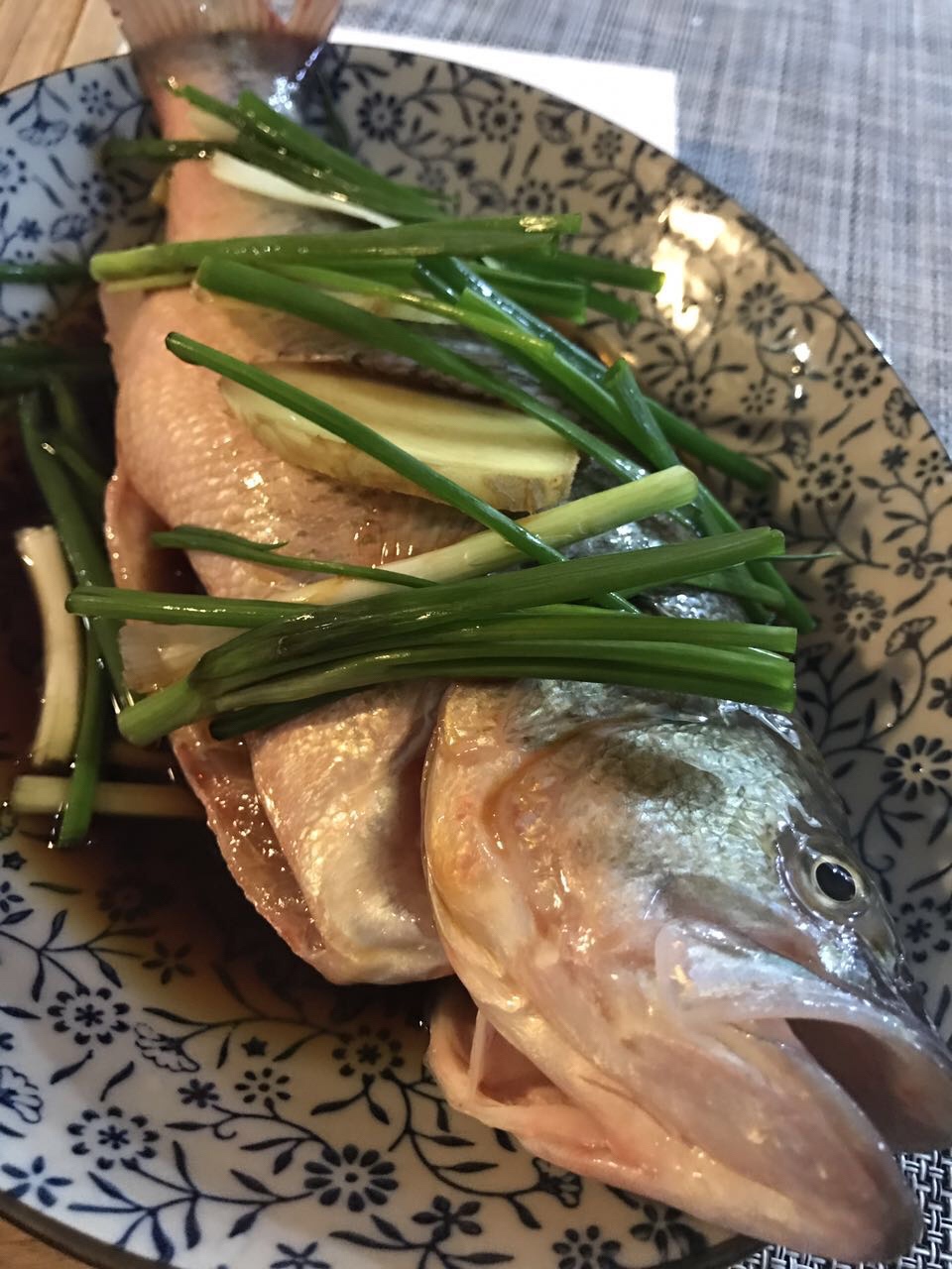 清蒸鱸魚【簡單料理】的做法 步骤7
