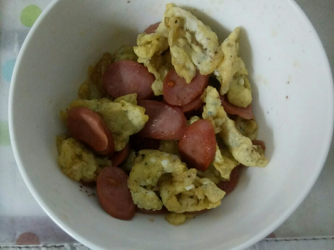土豆雞蛋火腿腸粥的做法 步骤2