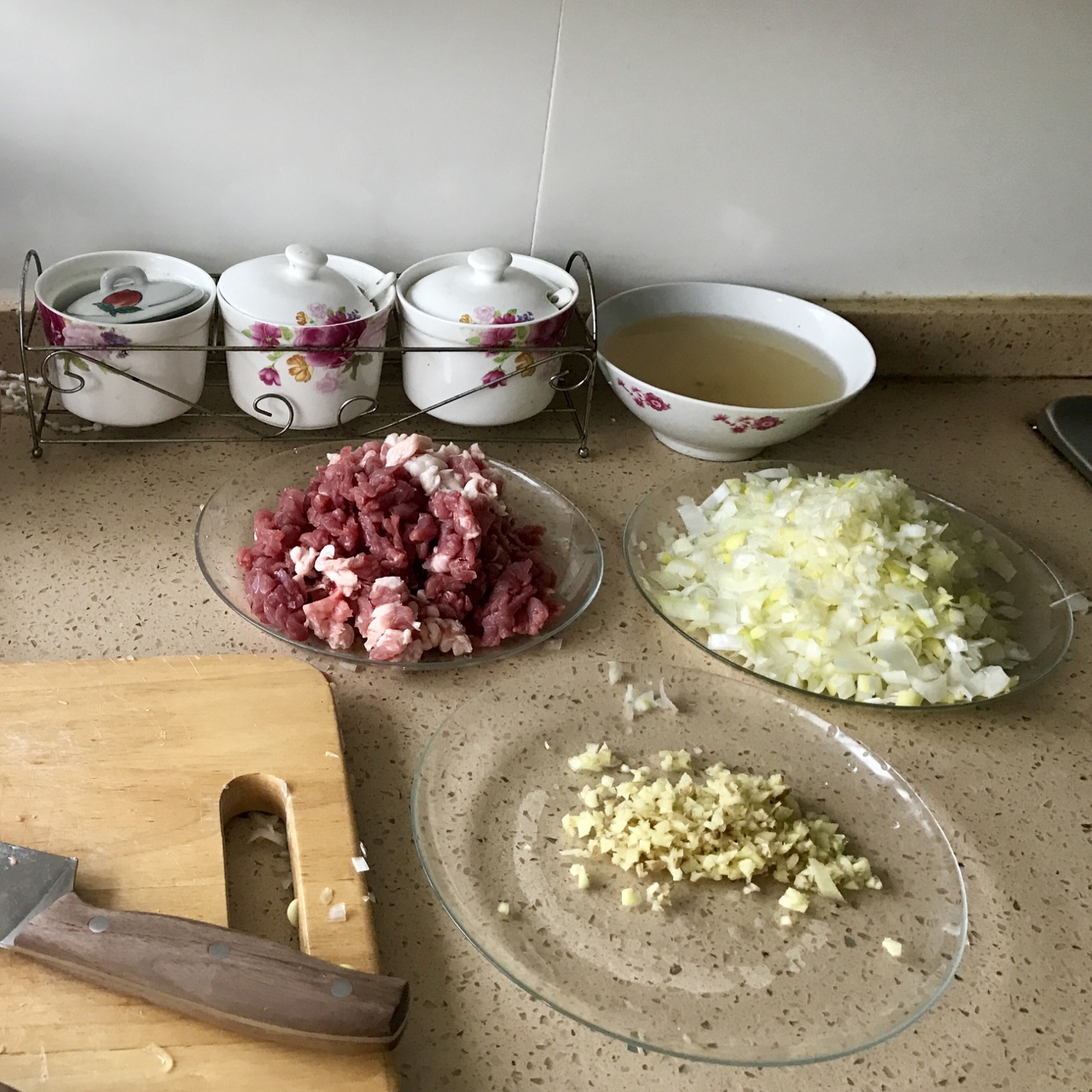 羊肉大蔥水餃的做法 步骤1