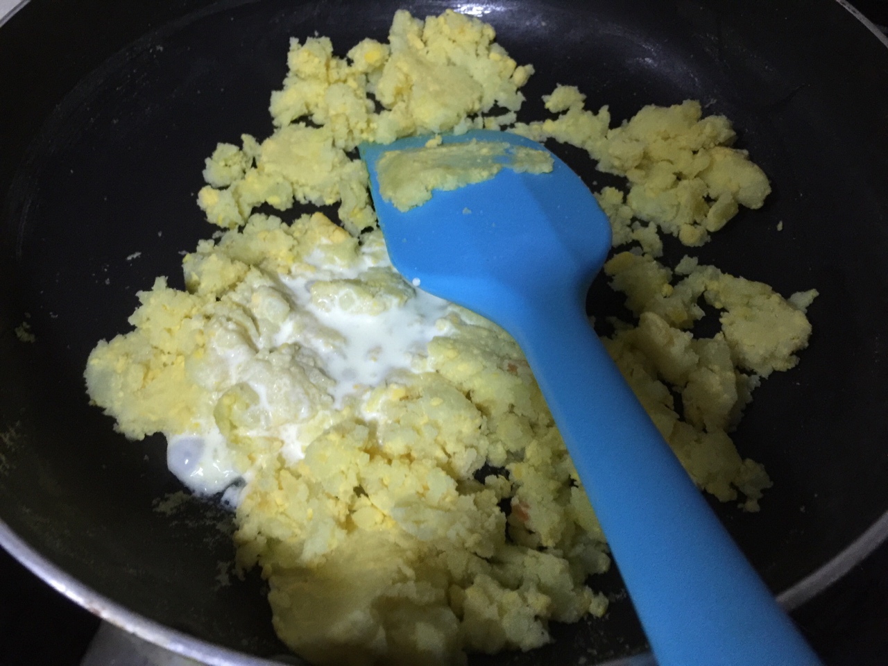 寶寶輔食之姐姐妹妹土豆泥沙拉的做法 步骤4