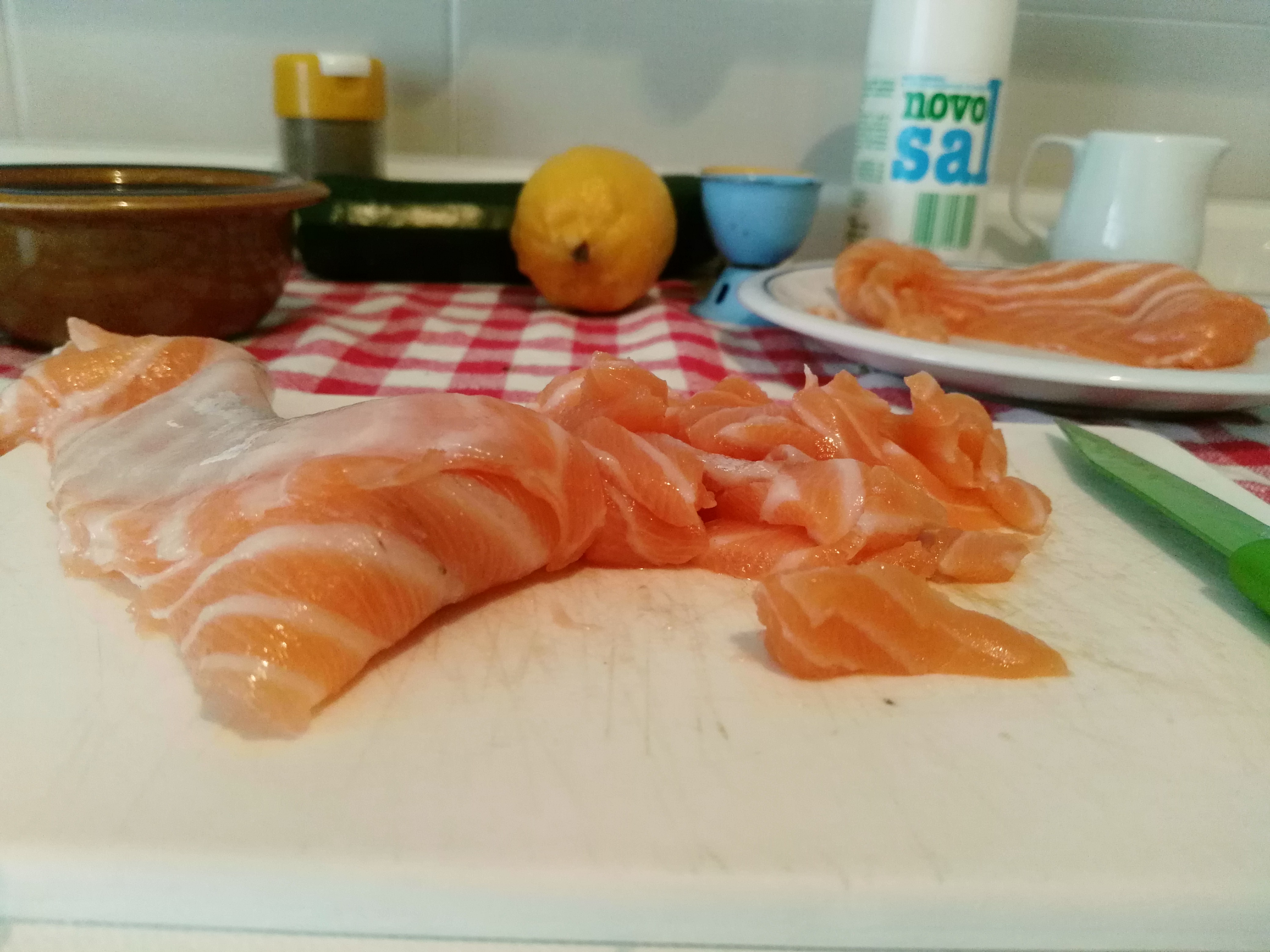 三文魚燴西葫蘆醬汁螺旋面-- Fusilli al pesto di zucchine con salmone的做法 步骤10