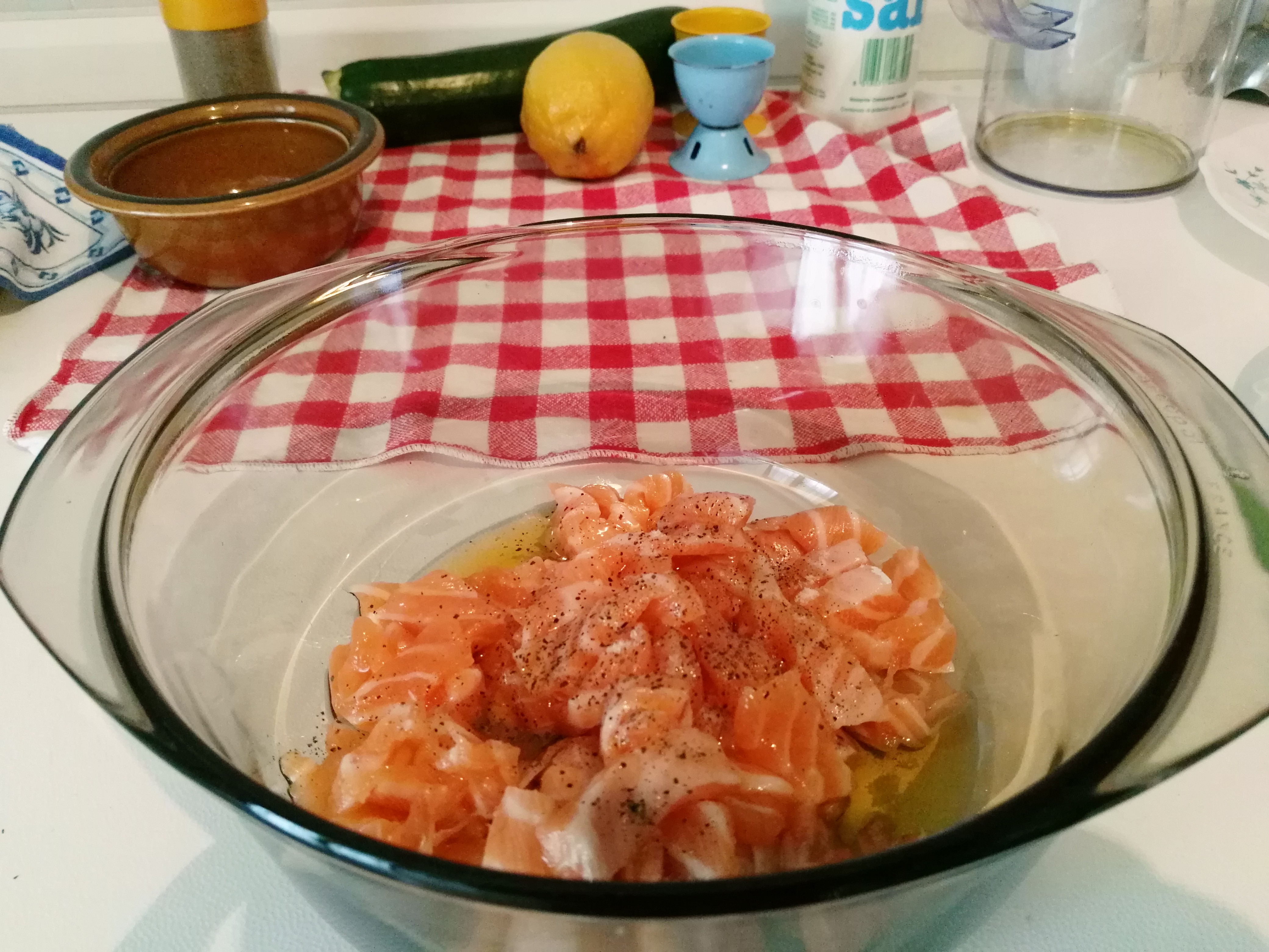 三文魚燴西葫蘆醬汁螺旋面-- Fusilli al pesto di zucchine con salmone的做法 步骤12