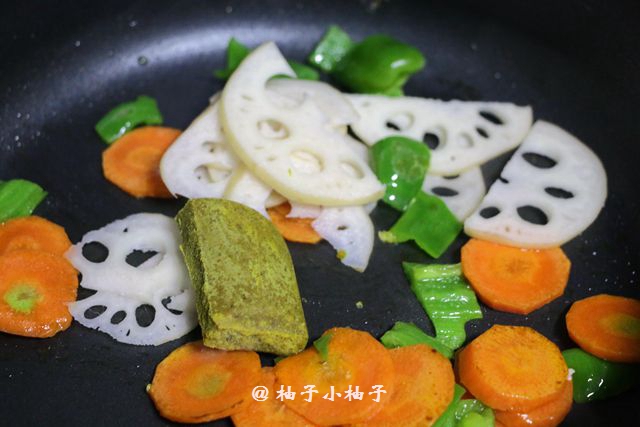 咖喱蔬菜面—寶寶輔食的做法 步骤7