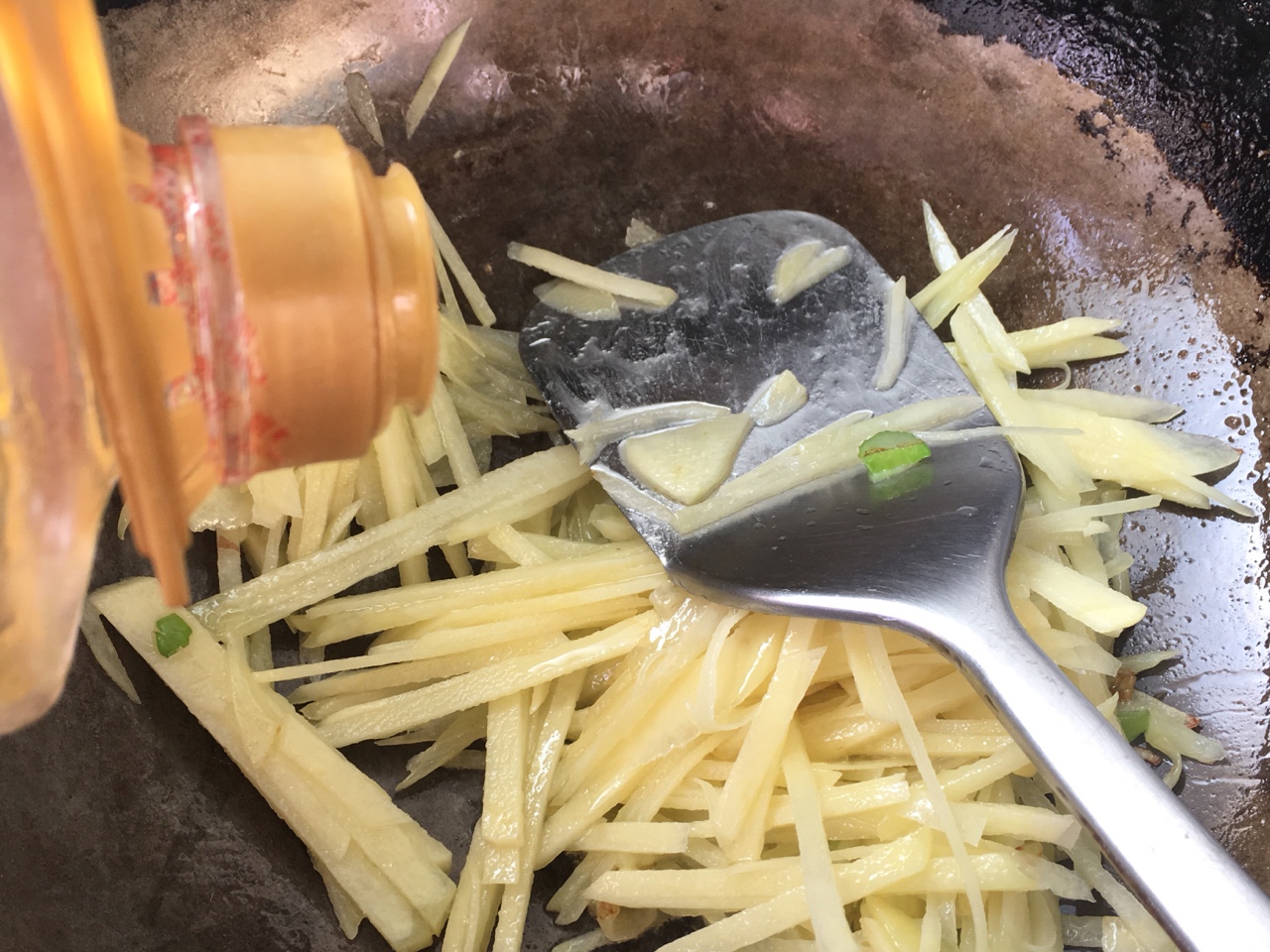 炒土豆絲的做法 步骤3