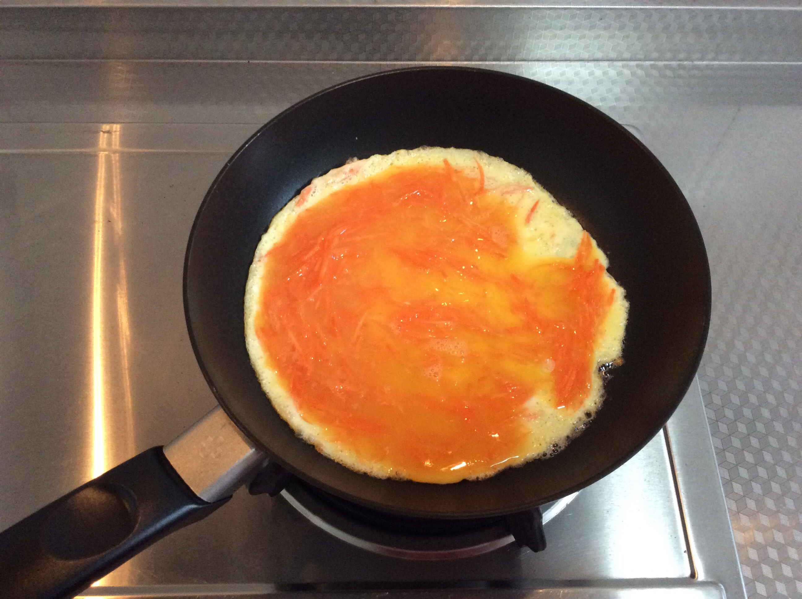 花樣炒蛋之胡蘿卜炒蛋的做法 步骤4
