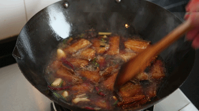 年菜紅燒帶魚，在年夜飯上露一手吧！（多動圖）的做法 步骤9