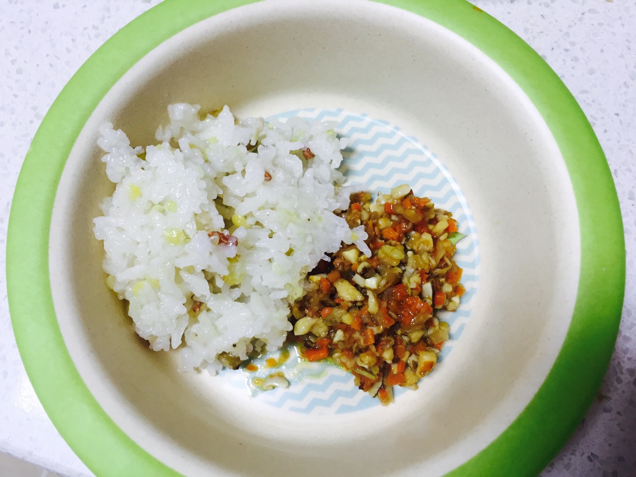 寶寶輔食 雞肉胡蘿卜松茸豆芽飯的做法 步骤6