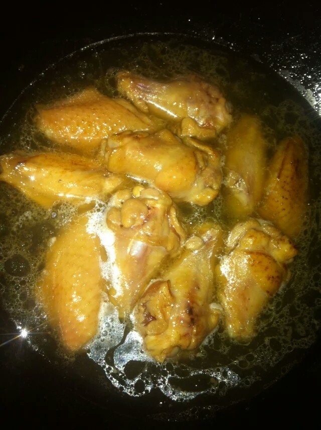 排骨醬燒雞翅的做法 步骤3