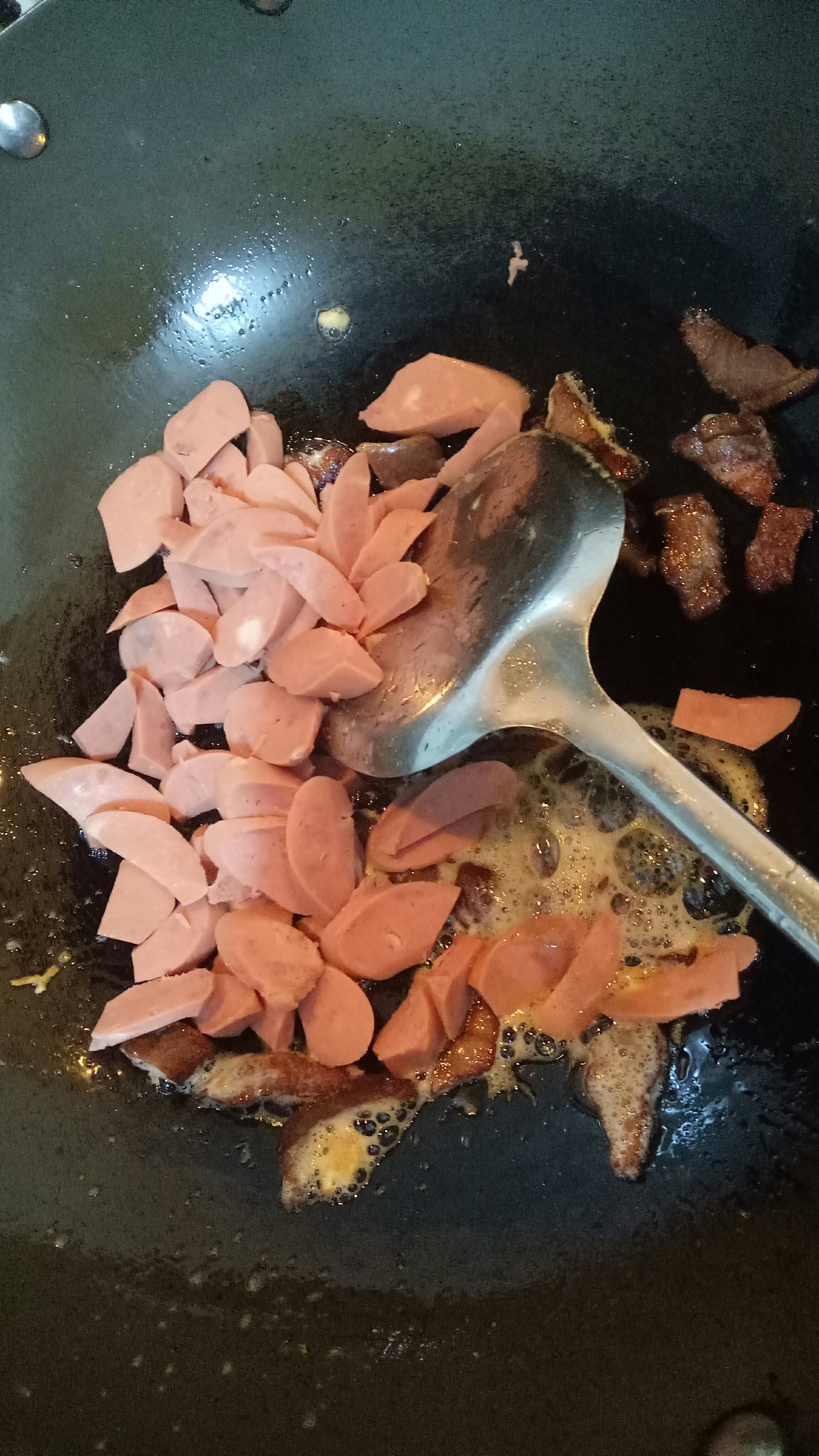 臘肉火腿炒飯的做法 步骤4