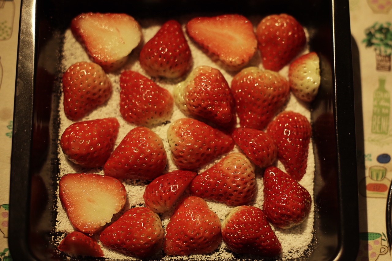 草莓鮮奶凍的做法 步骤6