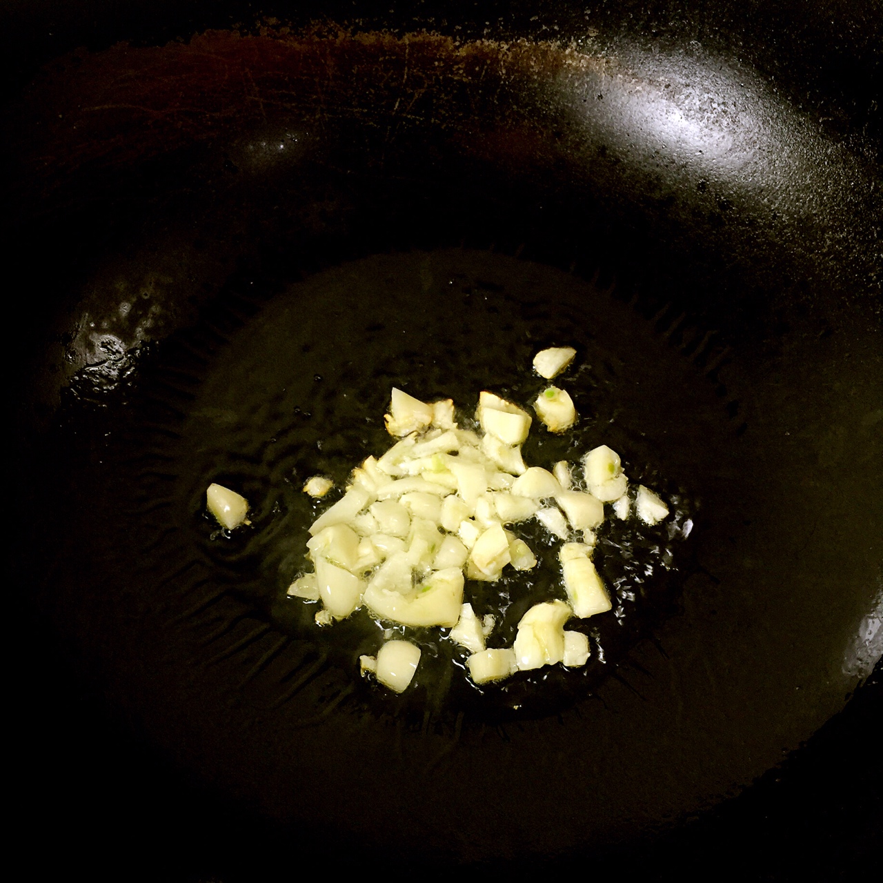 梅干菜炒四季豆的做法 步骤2