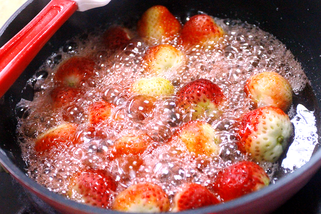 【香蘭世家】自制新鮮草莓果醬的做法 步骤3