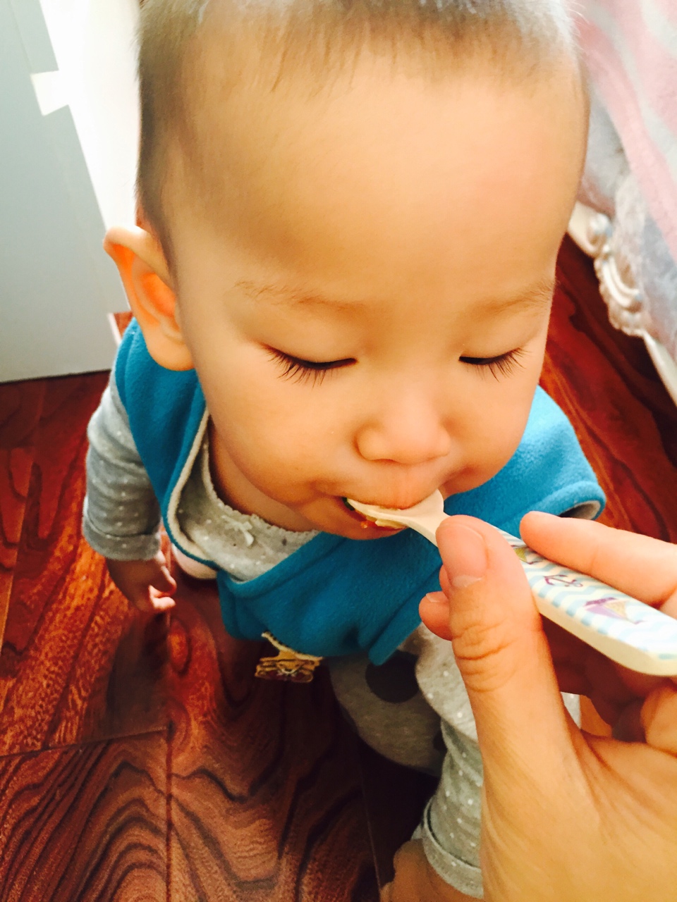 寶寶輔食 三文魚胡蘿卜油菜面的做法 步骤10