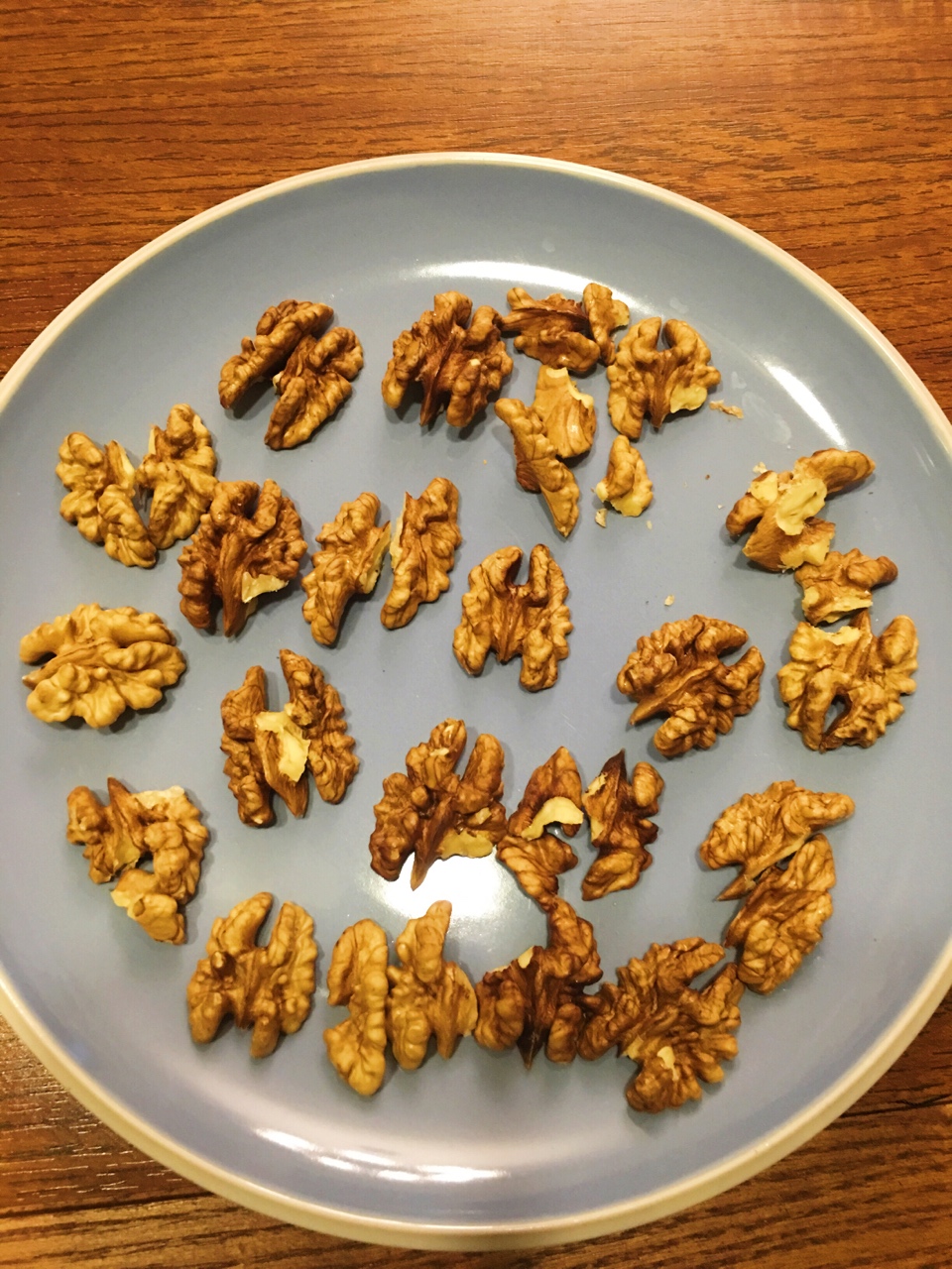 紅棗夾核桃——秋冬養生小零食的做法 步骤2