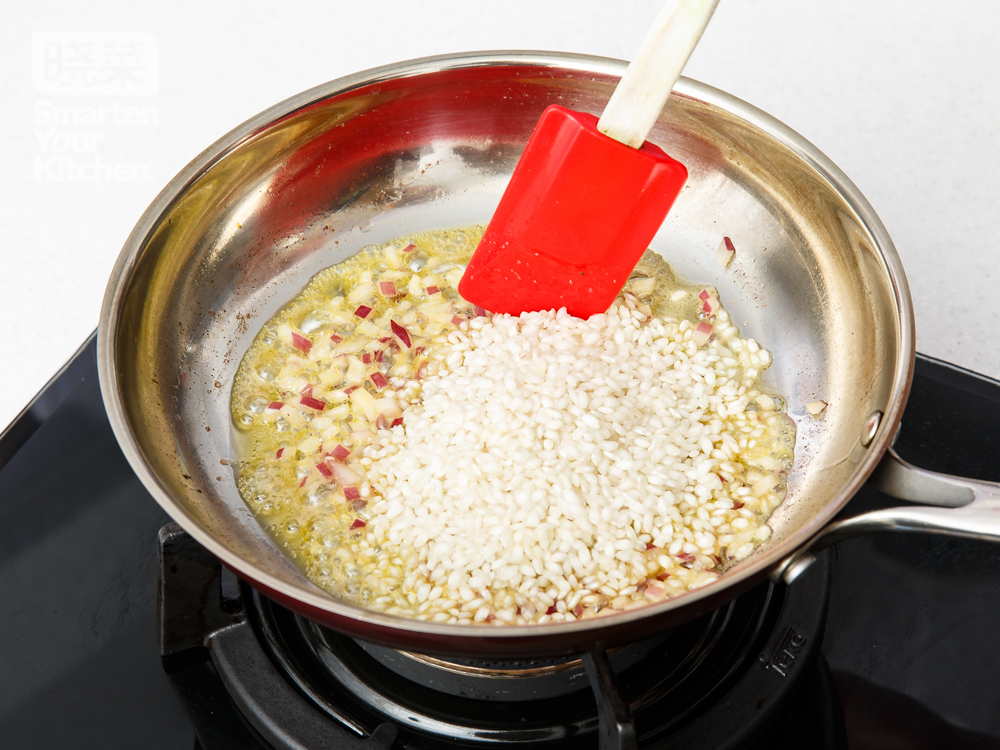 法式蒜香煎羊排配菠菜燴飯的做法 步骤8