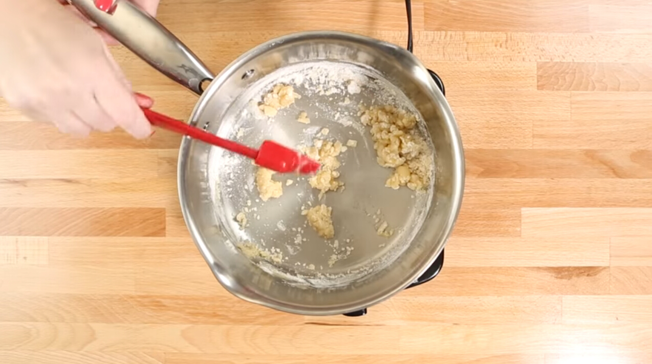 西蘭花雞肉煮貝殼粉的做法 步骤4