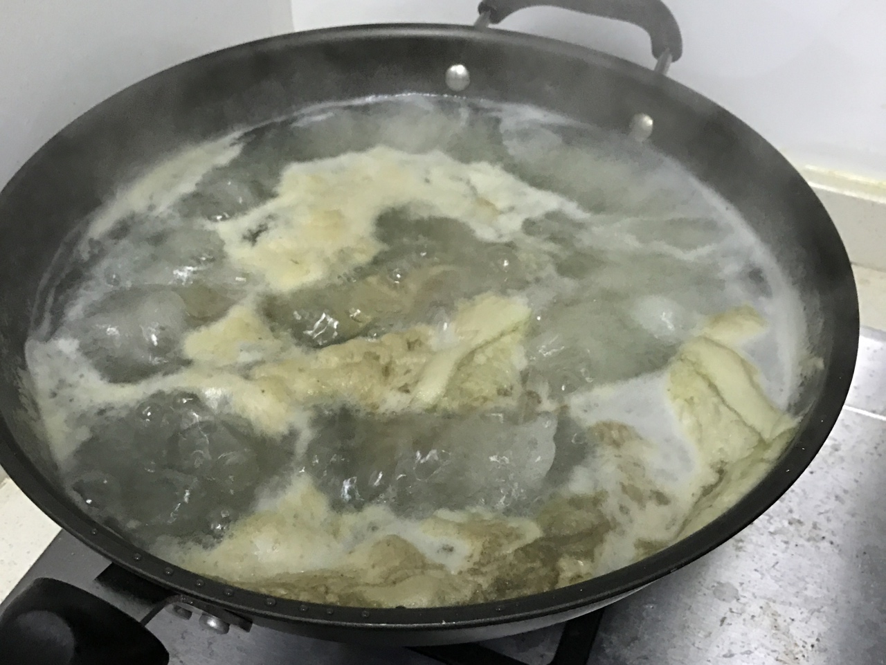 淳樸的清湯－牛脊骨湯的做法 步骤3