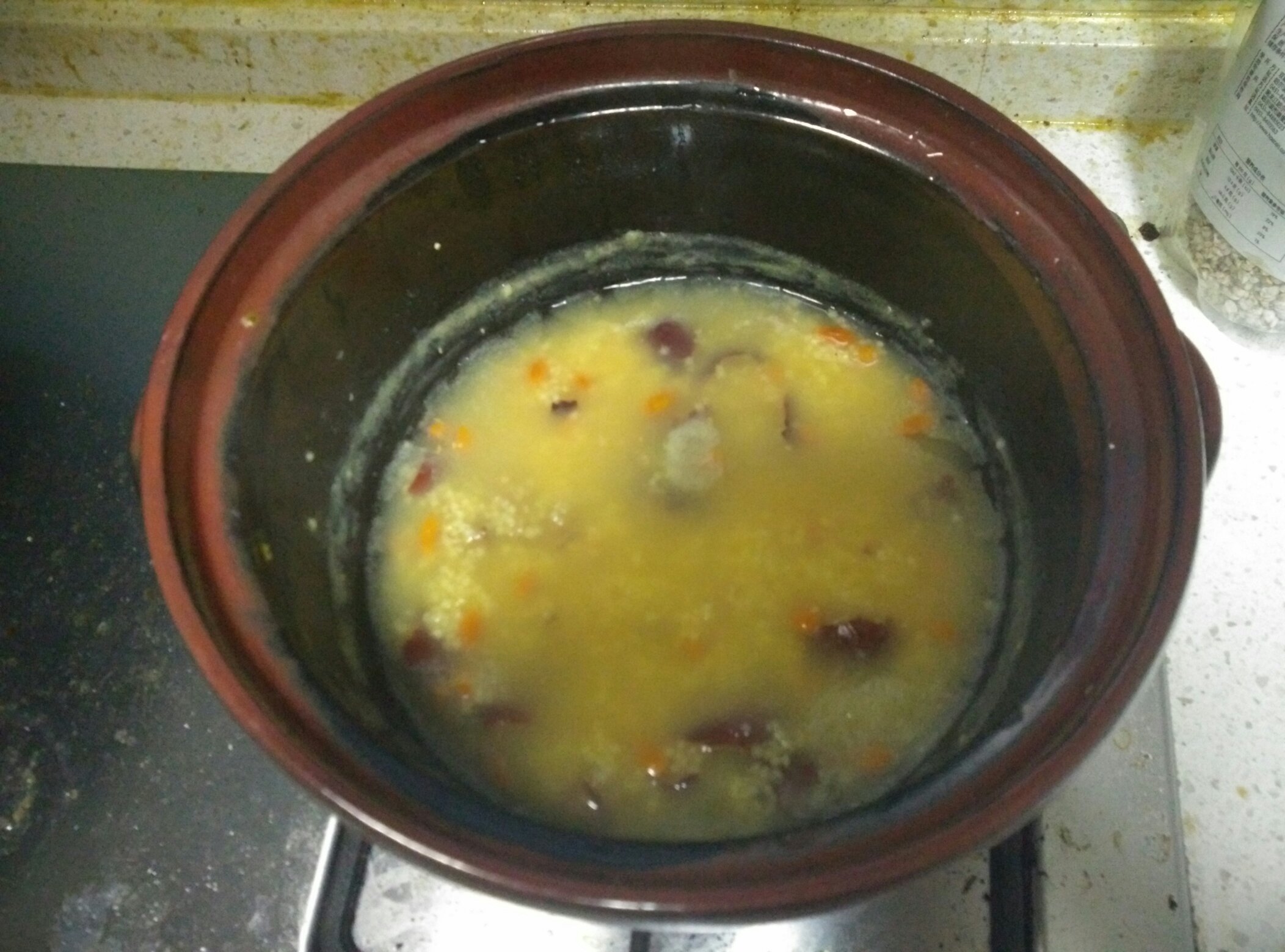紅棗枸杞小米粥的做法 步骤3