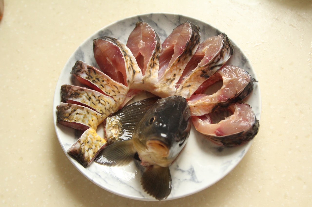 清蒸魚—老恆和料酒版的做法 步骤3