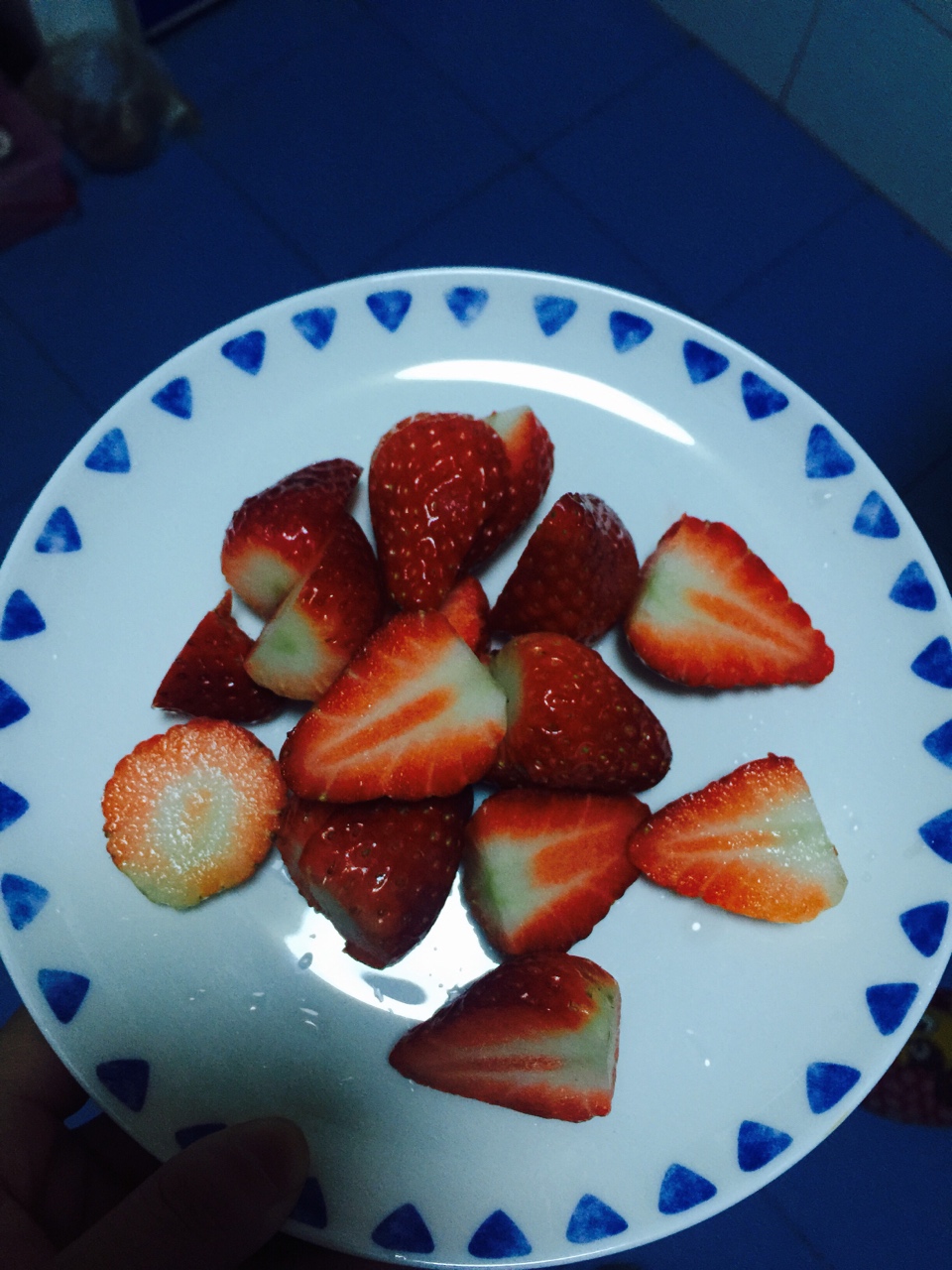 草莓冰沙的做法 步骤1