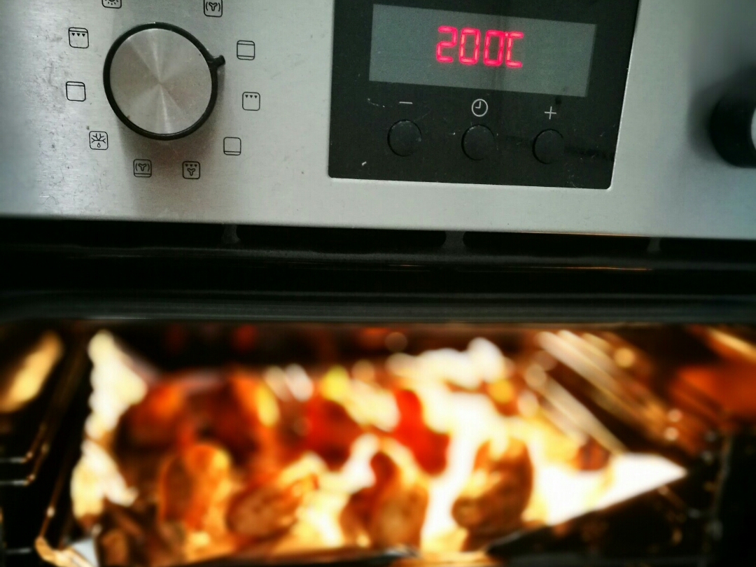 最省電的烤紅薯（烤箱版）的做法 步骤2